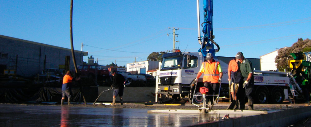 Concreting large slabs