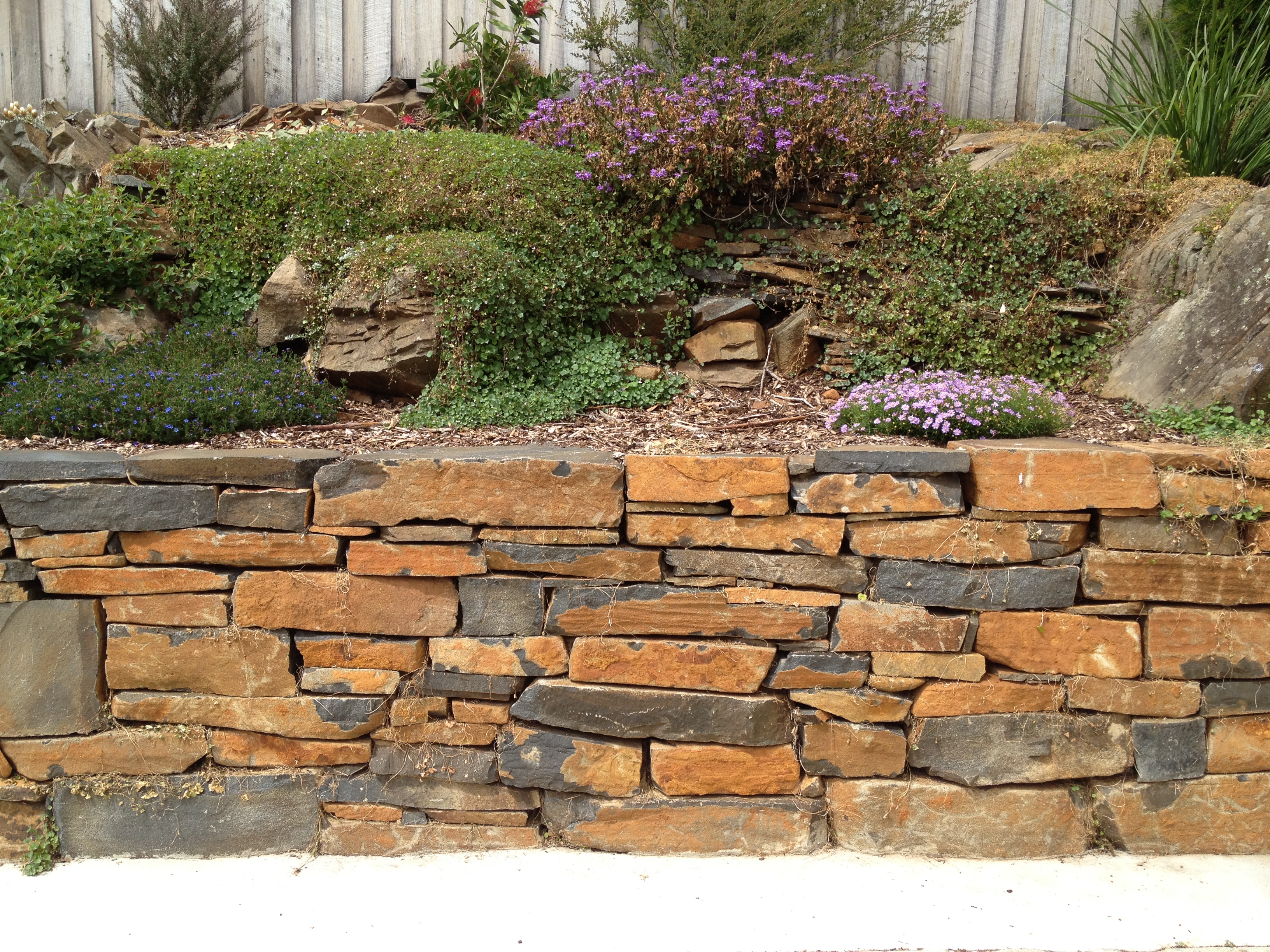 stone retaining wall